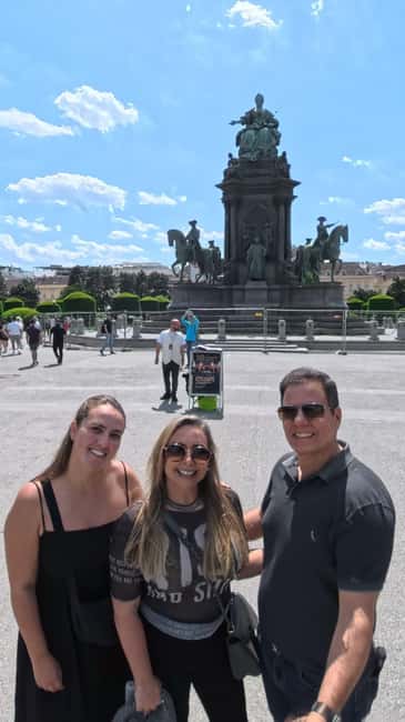 Vienna: Private Walking Tour with a Local - Seasonal adds: markets, holiday areas, and special moments
