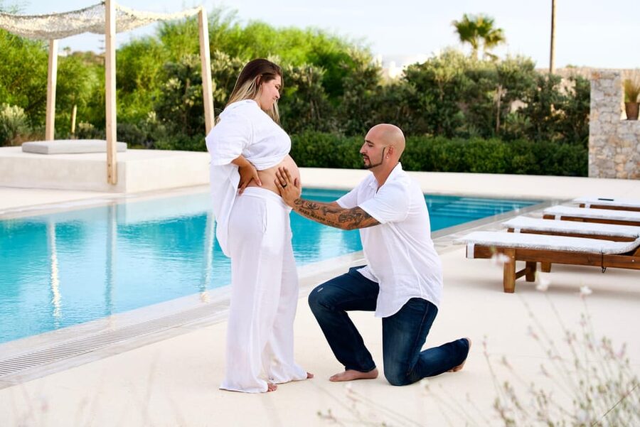 Vienna: Professional Proposal Photographer - Meeting at the church and getting your bearings fast
