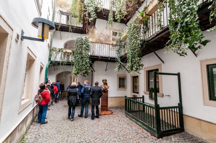 Vienna: Romantic Old Town 2-Hour Discovery Tour - Price, pacing, and who this private tour fits best