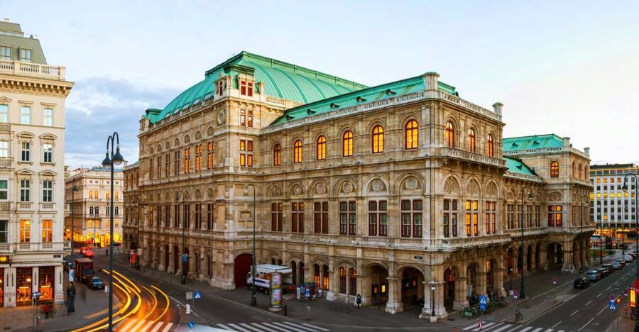 Vienna: Self-Guided Audio Walking Tour on Your Phone - Karlskirche and Baroque architecture: the star of the walk