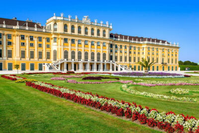 Skip-the-Line Schönbrunn Palace and Gardens Tour