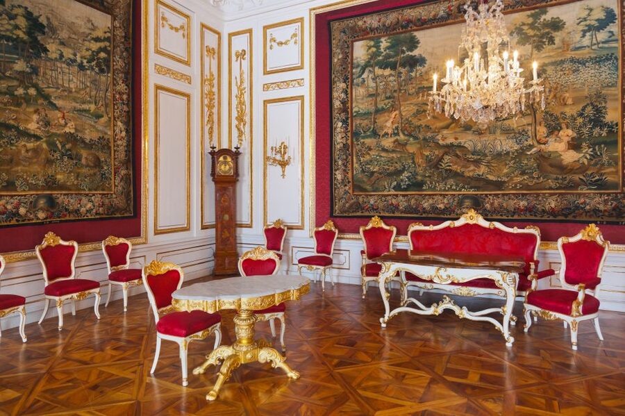 Vienna: Skip-the-Line Schonbrunn Palace Private Tour - Skip-the-Line Tickets, and How the Route Actually Helps