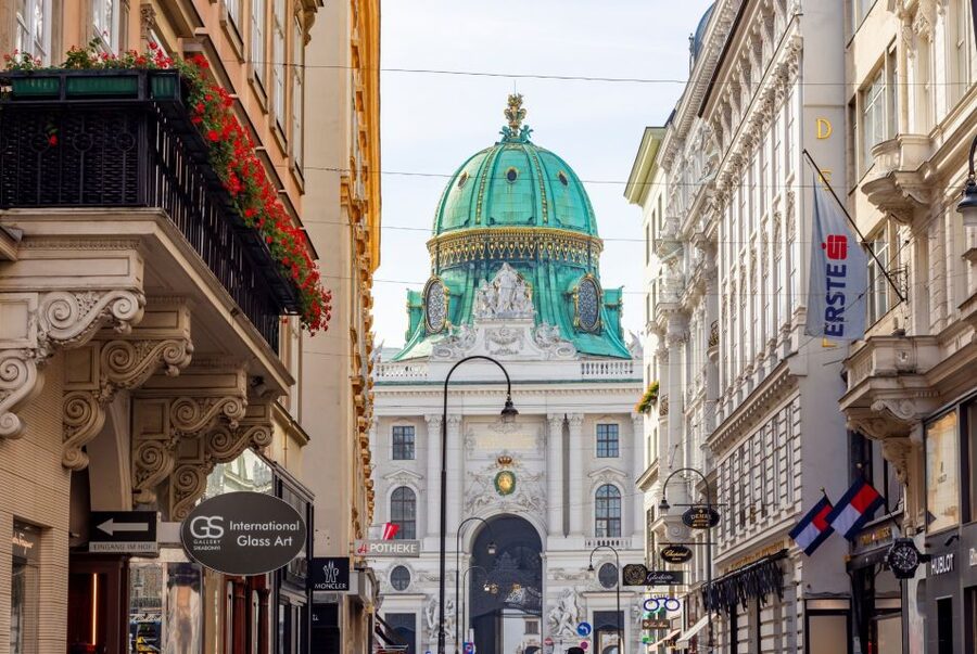 Vienna: Skip-the-Line Sisi Museum, Hofburg and Gardens Tour - Spanish Riding School Photo Stop for Lipizzaner Fans