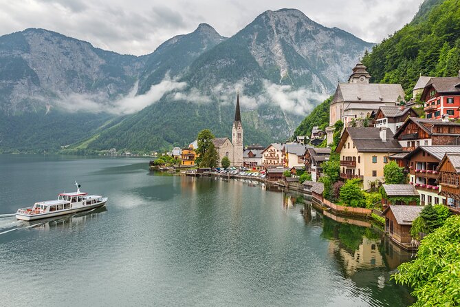 Vienna: small group tour Hallstatt with skywalk, boat, mine - A Vienna to Hallstatt day trip that actually feels planned