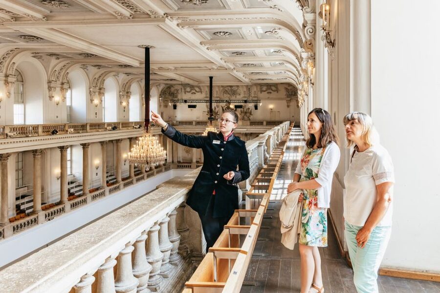 Vienna: Spanish Riding School Guided Architectural Tour - The 250-year-old Baroque roof structure, a story above your head