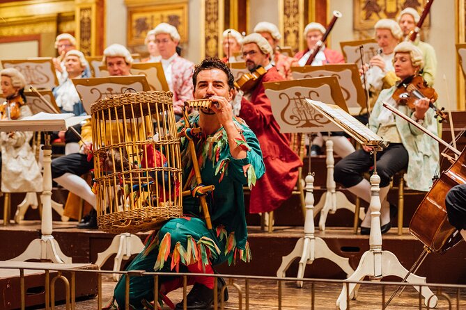 Vienna State Opera House Mozart Concert in Historical Costumes - The performers: a Mozart-only orchestra in period costume