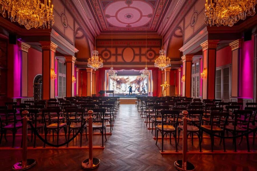 Vienna: Strauss Museum – Music&History in Historic 1837 Hall - Gartenpalais Zögernitz and the 1837 concert-hall setting