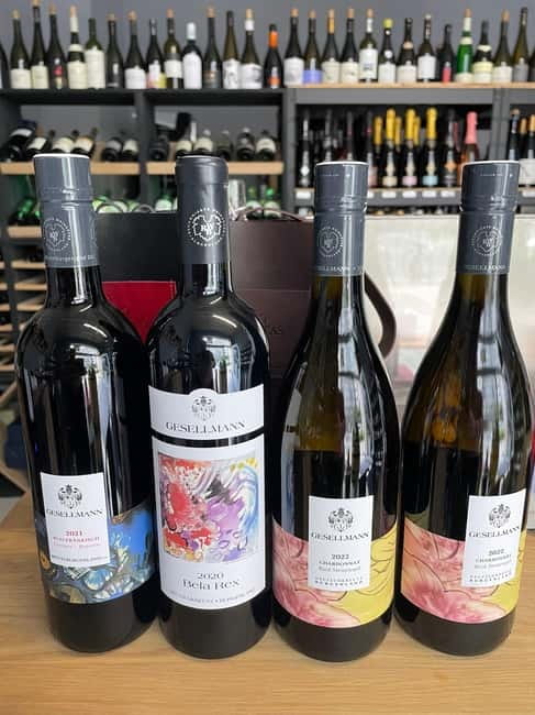 Vienna: Taste Austria the ABCs of Wine - Meeting point at Weinrudi: how the 2-hour session feels