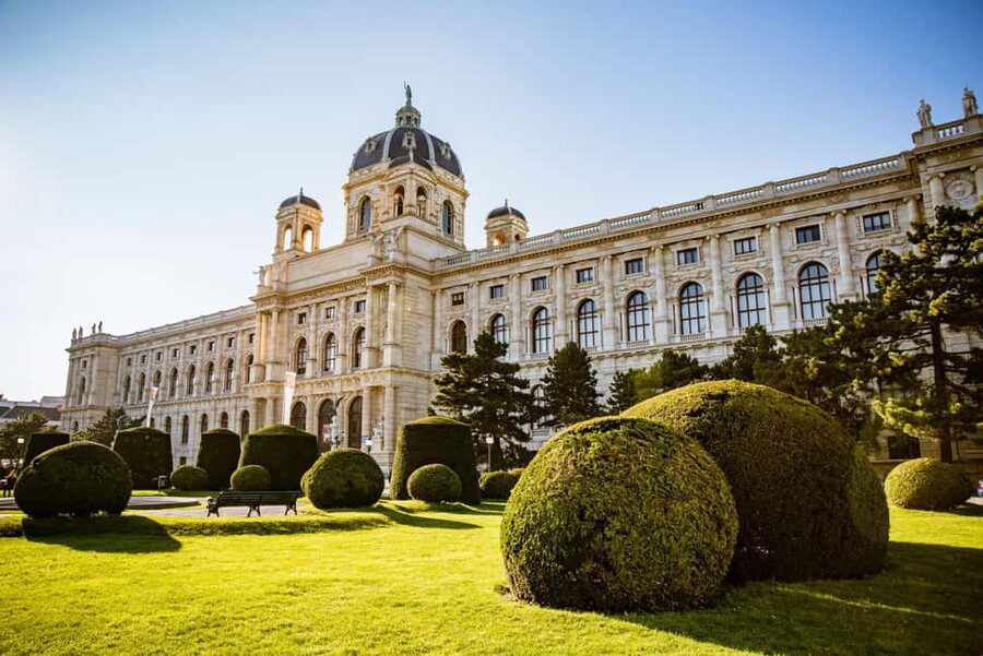 Vienna: Ticket to the Museum of Natural History - Lower floor must-sees: minerals, fossils, meteorites, and dinosaurs