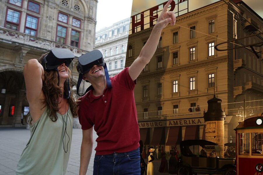 Vienna: Time Traveling Virtual Reality Sightseeing Tour - A 100-Minute Time Machine for Vienna