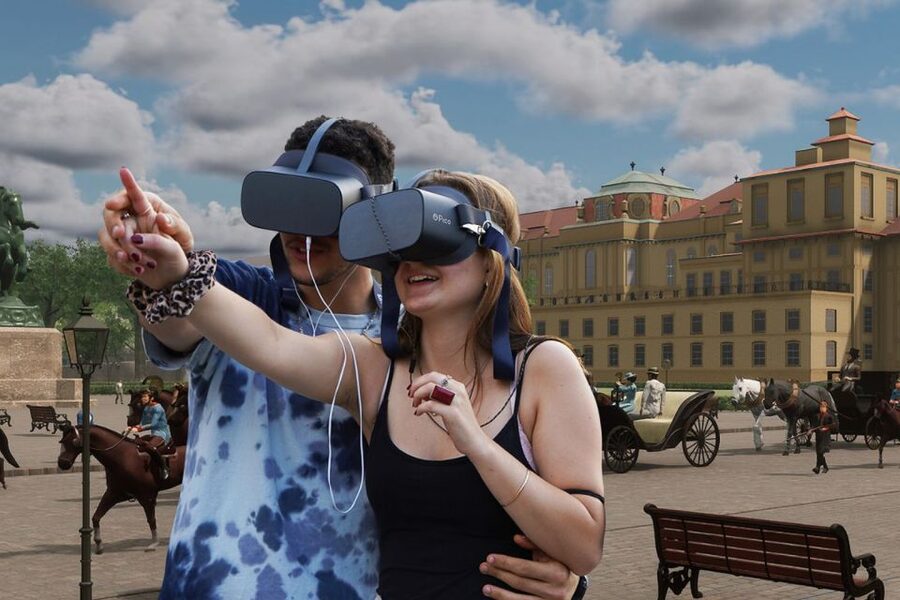 Vienna: Time Traveling Virtual Reality Sightseeing Tour - Hofburg on a Sunny Day: Empress Sisi and Emperor Franz Joseph II