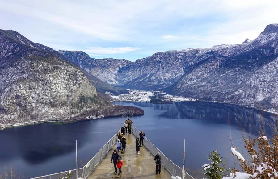 Vienna to Hallstatt: Europe’s Most Beautiful Village - First stop moments: promenade views and classic village streets