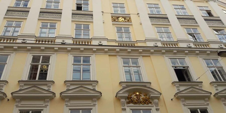 Vienna tours for you with locals - Griechengasse and the Danube border: history you can picture