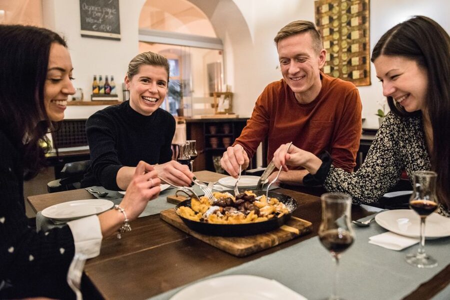 Vienna: Traditional Kaiserschmarrn Cooking Class & Tasting - Inside the 1-Hour Class: From Batter to Perfect Kaiserschmarrn