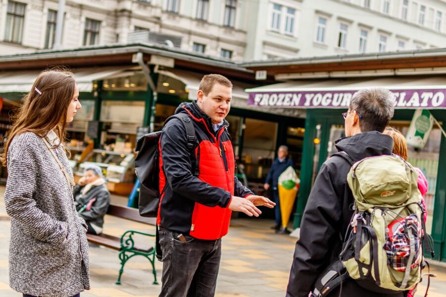 Vienna: Typical Austrian Food Tour with Coffee House Visit - Chocolate in an Old Palais: Why the Setting Matters