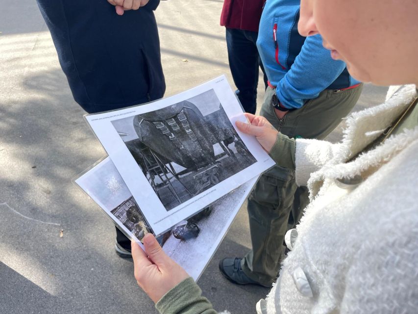 Vienna: Underground WWII Bunker Ticket and Guided Tour - The 90 minute rhythm: museum start, underground walk, then the story lands