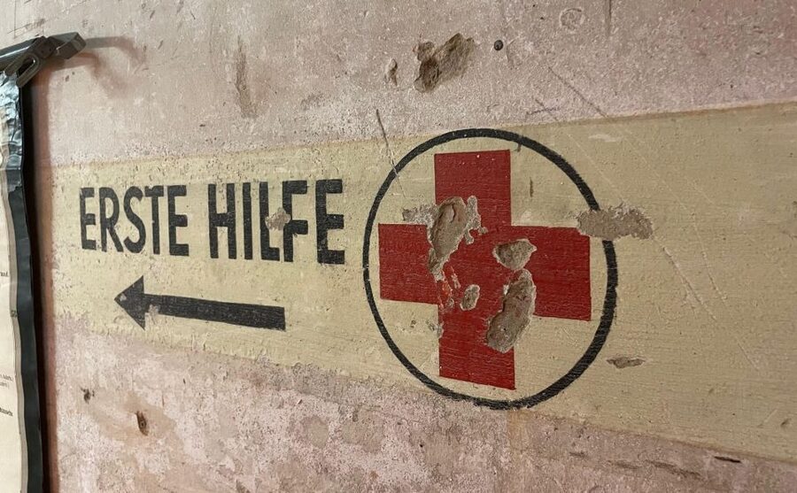 Vienna: Underground WWII Bunker Ticket and Guided Tour - What you see underground: architecture, artifacts, and the shelter logic