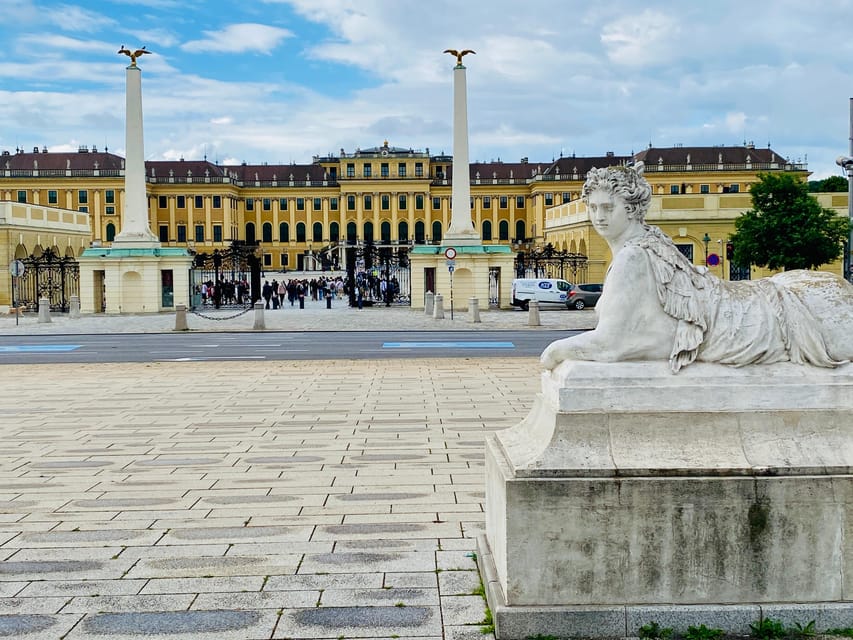 Vienna: UNESCO Schönbrunn Palace Guided Tour with Entry - How the 1.5 Hours in the Palace Works for Your Brain