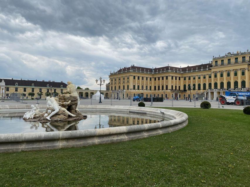 Vienna: UNESCO Schönbrunn Palace Guided Tour with Entry - What the Guide Does That You Can’t DIY