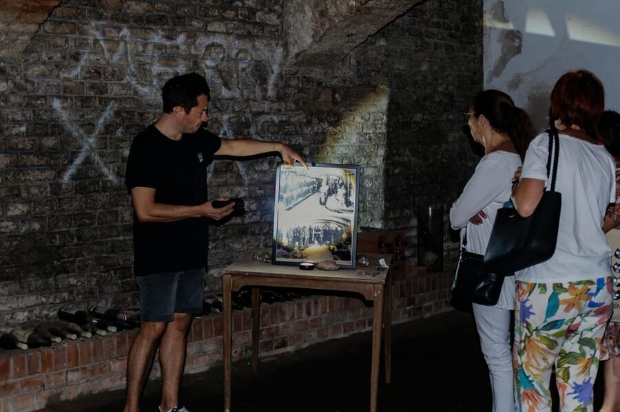 Vienna: Viennese Underworld Guided Walking Tour - Refuge for Outcasts: the darker social geography