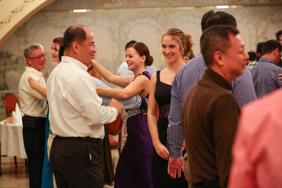Vienna: Viennese Waltz Beginner Workshop for Couples - Key highlights worth your attention