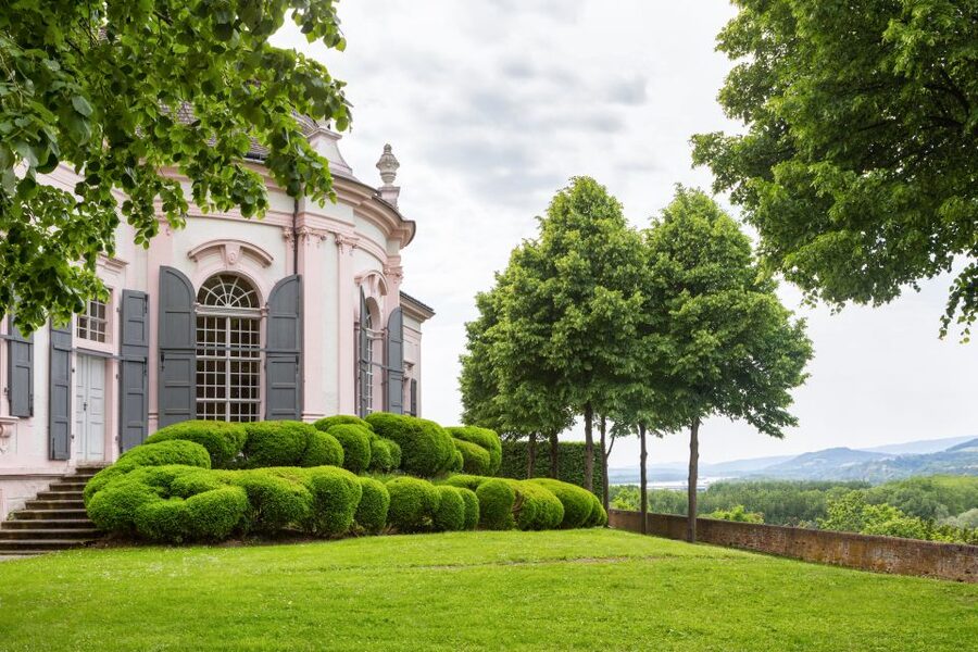 Vienna: Wachau Valley, Melk Abbey Tour with Danube Boat Trip - Dürnstein in 45 minutes: charming streets plus a famous legend