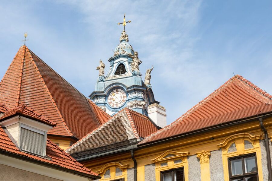 Vienna: Wachau Valley, Melk Abbey Tour with Danube Boat Trip - Melk: free time in town before the abbey tour