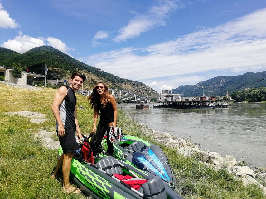 Vienna: Wachau Valley Private Kayak and Wine Tour - Lunch stop in the Wachau: fuel the day, keep the pace