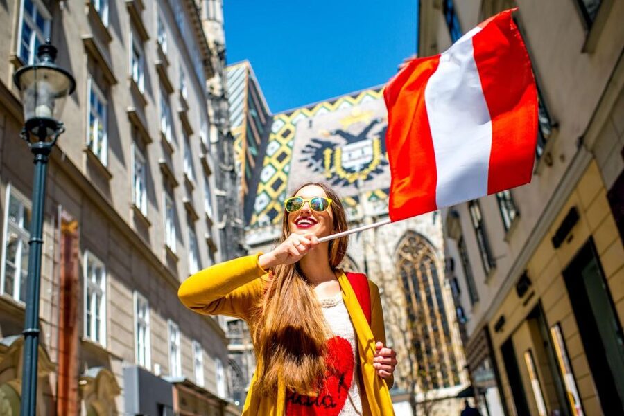 Vienna Walking Tour, Hofburg Palace, St Stephen’s Cathedral - Price, tickets, and real value of a 2-hour hit