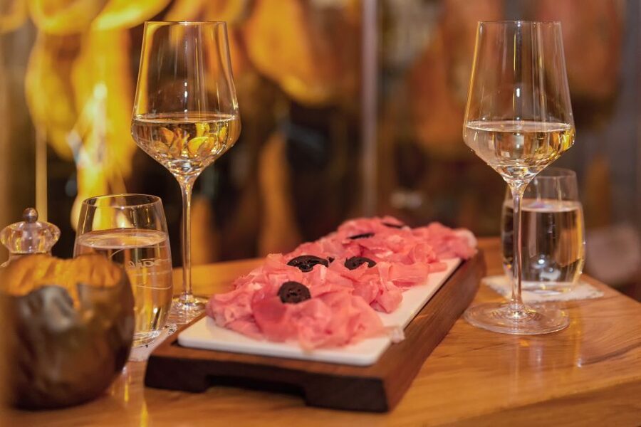 Vienna: Wine Tasting Tour - The Guide Factor: Lukas and the Art of a Relaxed Tasting