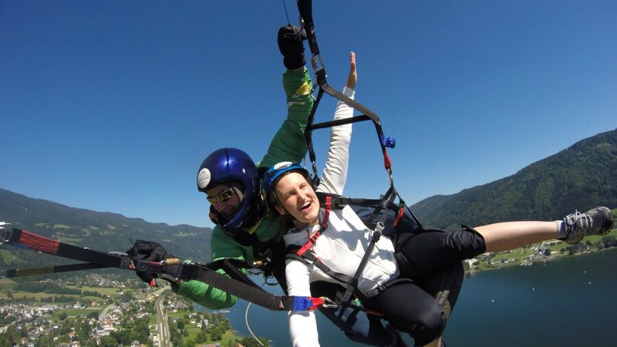 Villach/Ossiachersee: Paragliding "Action" Tandemflug - The 20 to 30 minutes of tandem flying over Ossiachersee