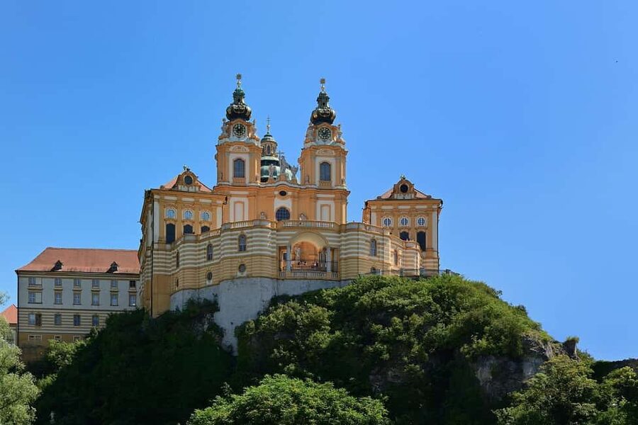 Wachau, Melk Abbey & Salzburg (Sound of Music & UNESCO) - Wachau Valley and Dürnstein: vineyards, wine, and a quick hit of old Austria