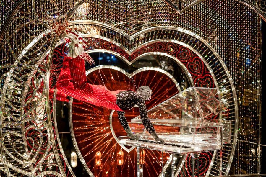 Wattens: Swarovski Crystal Worlds Entrance Ticket - How long to plan: a realistic pace for a full day