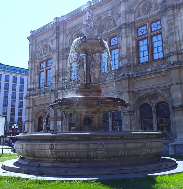 Wien: Tours with locals by public transport & walking - Otto Wagner pavilions and the transit brain behind Vienna