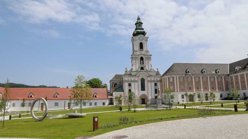 Wilhering Abbey: Discover 875 years of history! - How Wilhering Abbey fits into real travel time