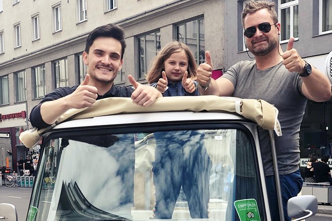 Wine & Vienna - the most popluar VIP Tour in Vienna - Guides That Actually Make It Fun: Sebastian and Simon in the Mix