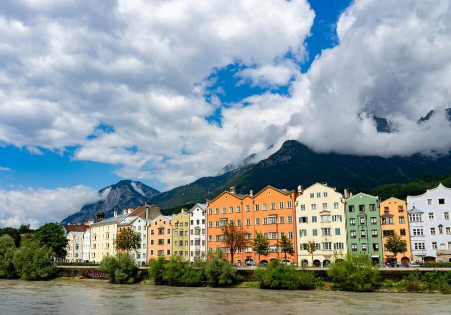 Winter Magic of Innsbruck: Christmas Spirit & Alpine Views - Guide quality matters, especially in English