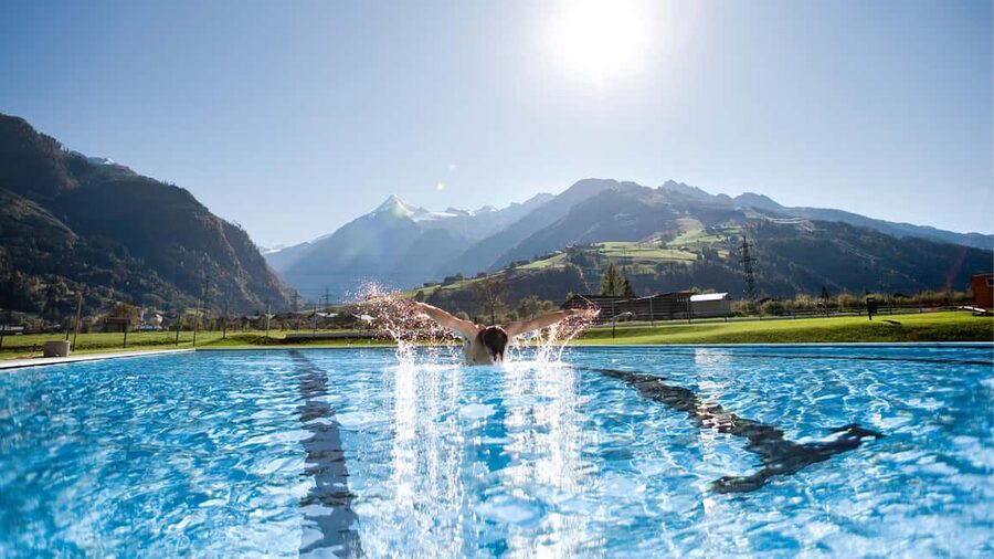 Zell am See: Tauern SPA Day Ticket for Water World - Tauern SPA World: a one-day Alpine reset that works year-round